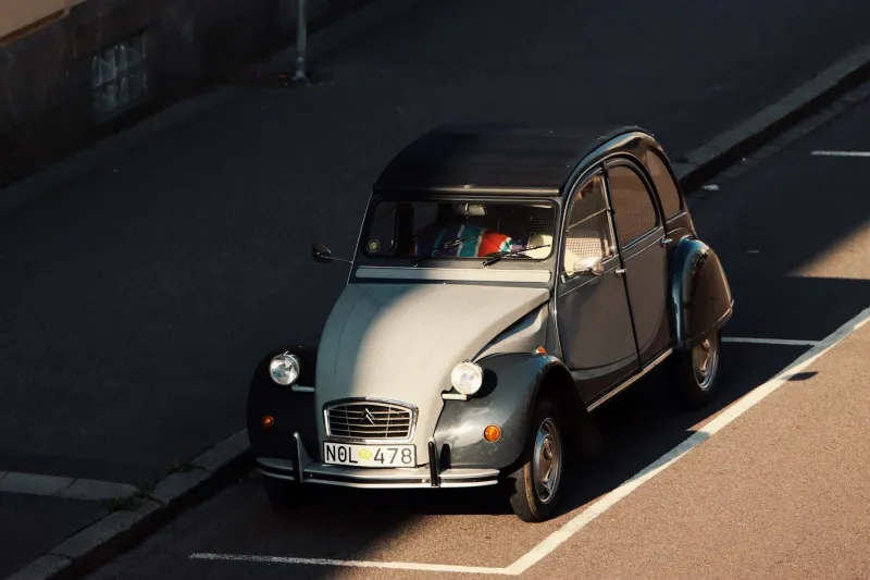 Passer sa classique française à l'électrique : trahison ou seconde vie ?