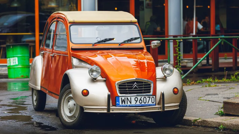 Votre 2CV en 2024 : tout ce qu'il faut savoir pour l'entretenir sans se prendre la tête